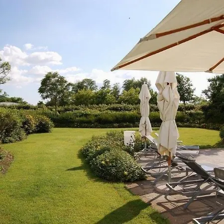 Giaggiolo Apartment