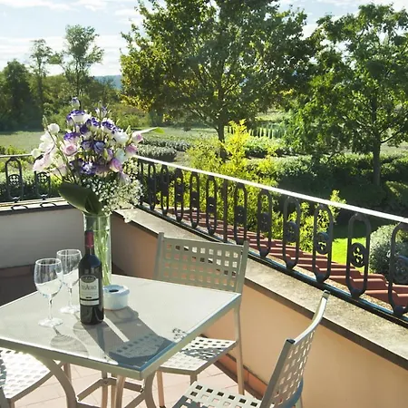 Apartment Giaggiolo *